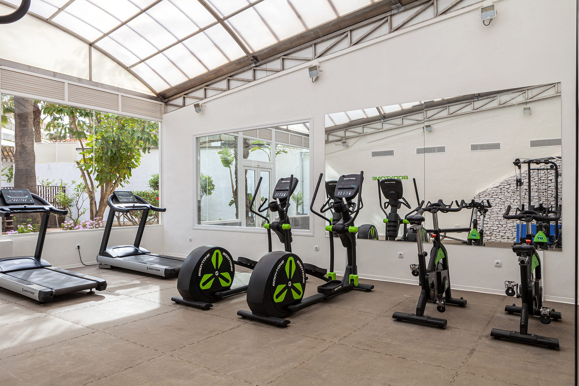 847_alta_playasol gimnasio.jpg